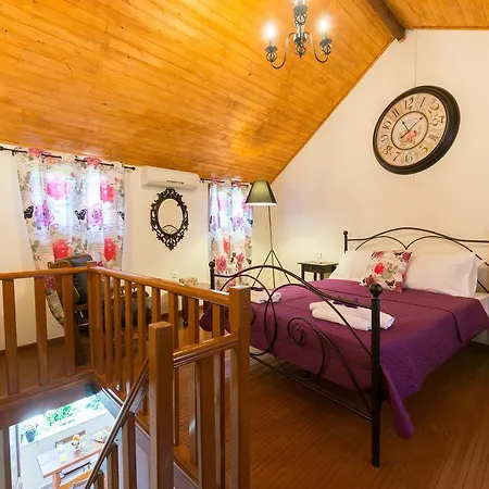 The Old Town Neighbourhood